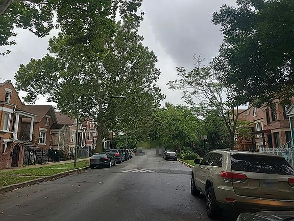 5th image of 2715 W 23rd Pl