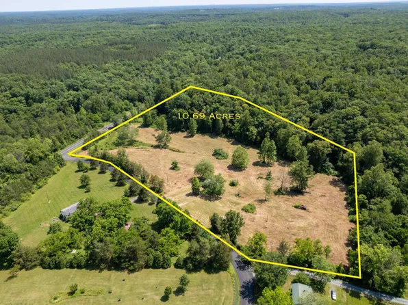 1467 Harris Creek Rd, Charlottesville, VA 22902