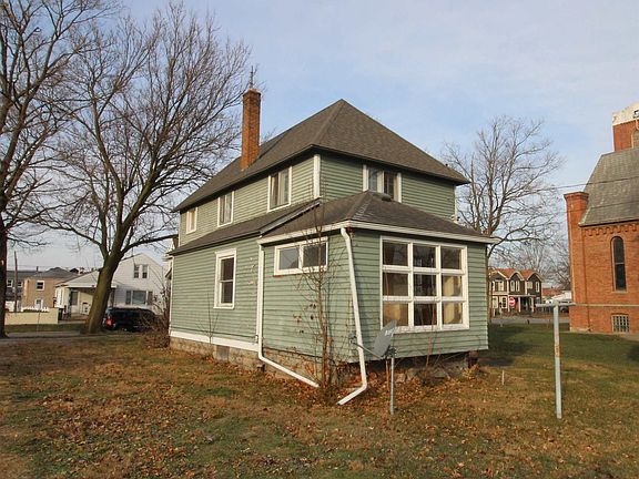 5th image of 211 S State St