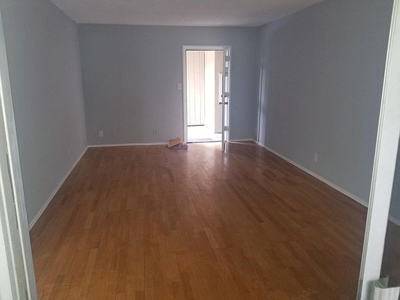 3rd image of 5971 Chula Vista Way