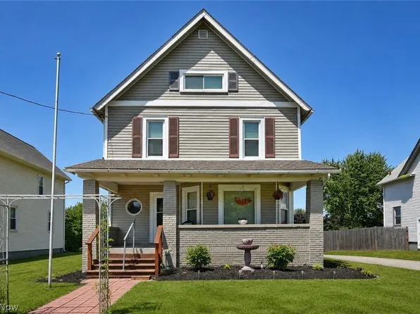 24 Lincoln Ave, Niles, OH 44446