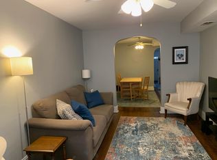 3320 N Leavitt St APT 1, Chicago, IL 60618