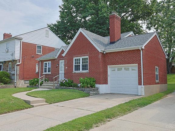 2nd image of 1132 Betty Ln