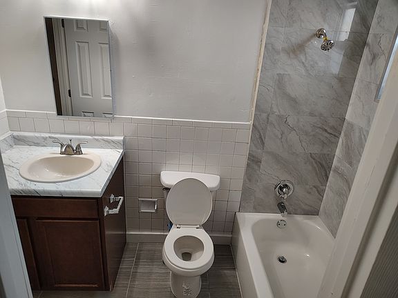 4th image of 4236 N 12th St #21