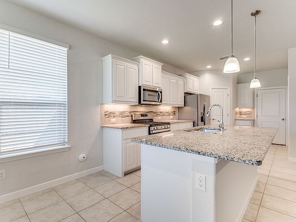 4th image of 15933 Charing Cross Dr