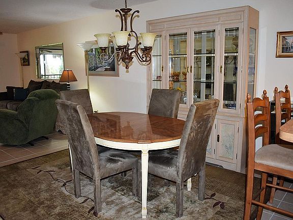5th image of 1716 Golfview Dr
