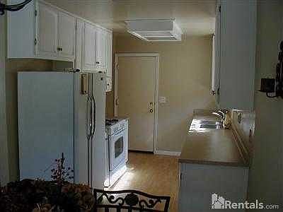 2nd image of 6504 Villa Dr
