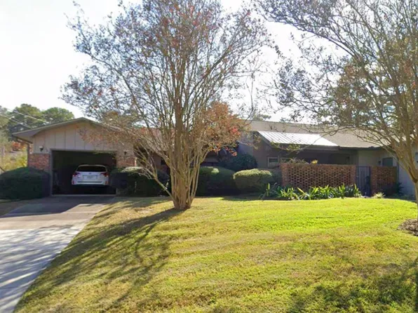 184 NE Villas Ct, Tallahassee, FL 32303