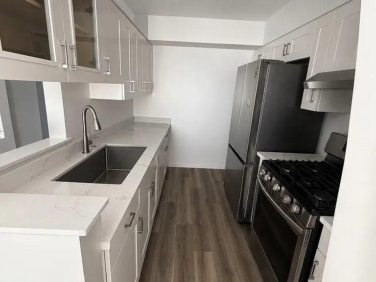 1118 Valencia St #217 — Photo 4