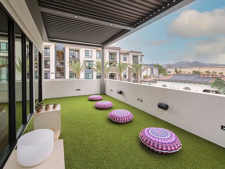 CALIXA Apartment Homes — Photo 17