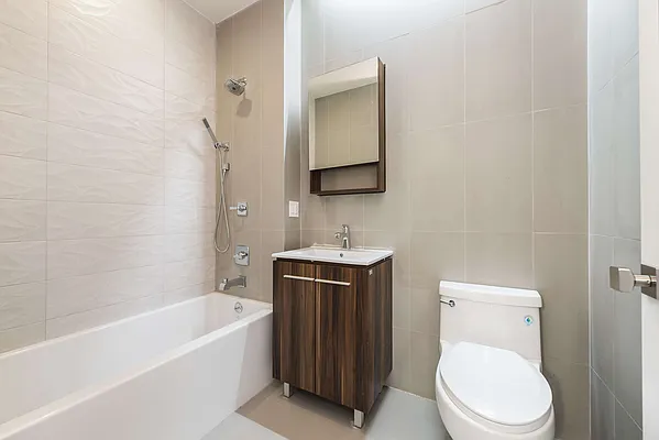 Rented by City View Living | media 11