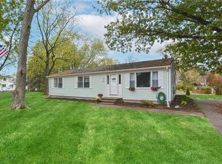 127 Highland Ave, Cumberland, RI 02864