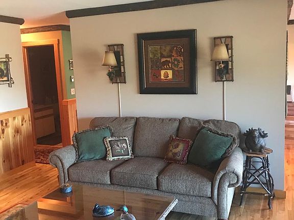 2nd image of 7 Harbor Ln