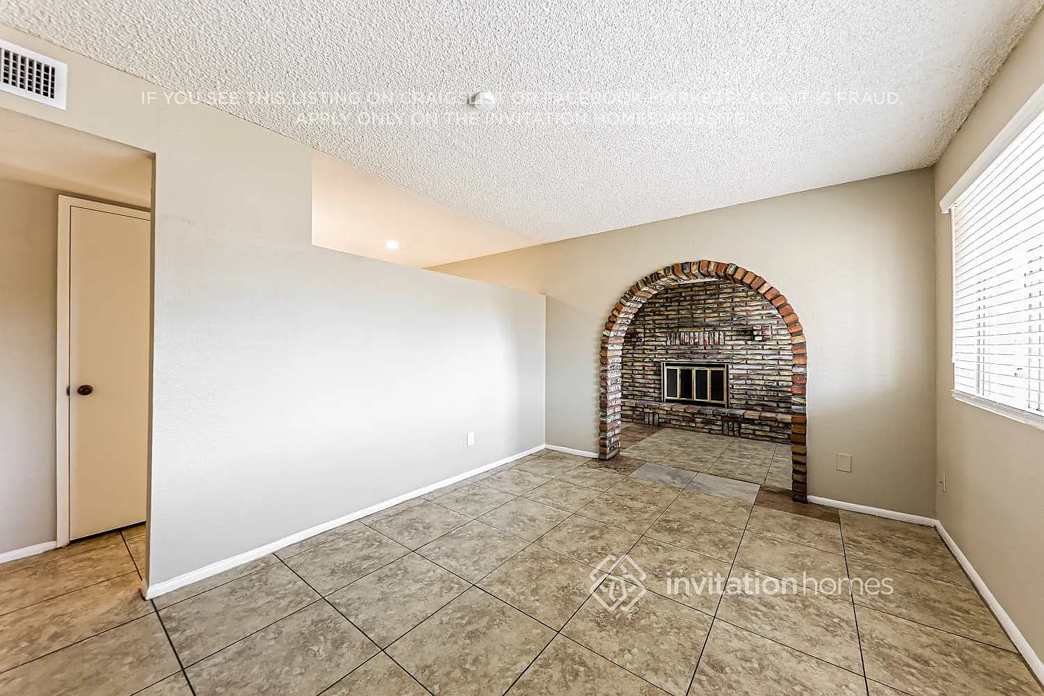 4424 W Caron St Glendale, AZ 85302 — Photo 4
