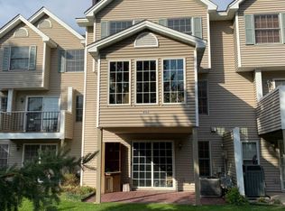 4160 Knob Cir #118, Saint Paul, MN 55122