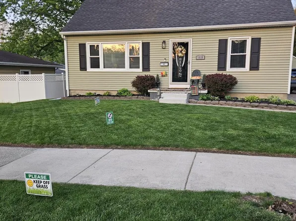 1520 N Jenison Ave, Lansing, MI 48915