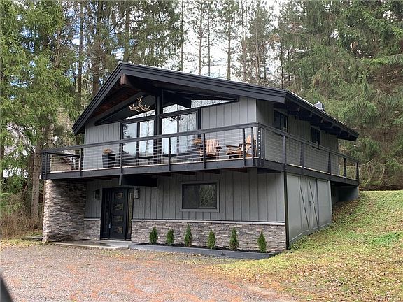 2nd image of 1 Bella Vista Dr