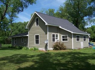 1265 E Washington Rd, Farwell, MI 48622