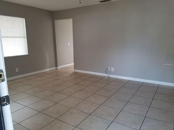 3rd image of 3231 Delray Dr