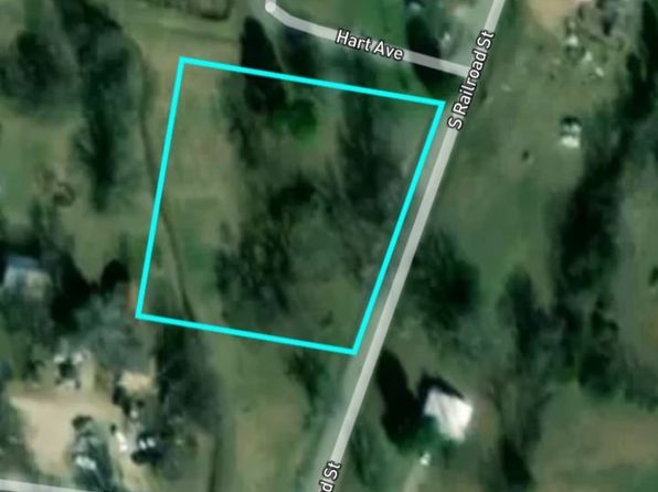 SW Railroad St, Coalgate, OK 74538