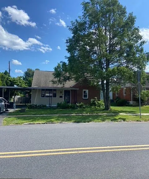 4908 Delbrook Rd — Photo 1