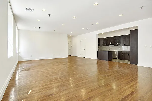 Rented by Sapo Group | media 17