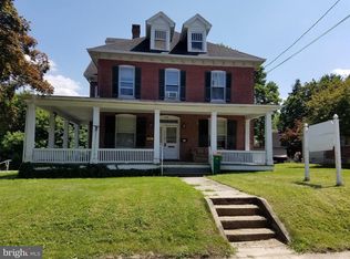 606 Lincoln Way W, Chambersburg, PA 17201