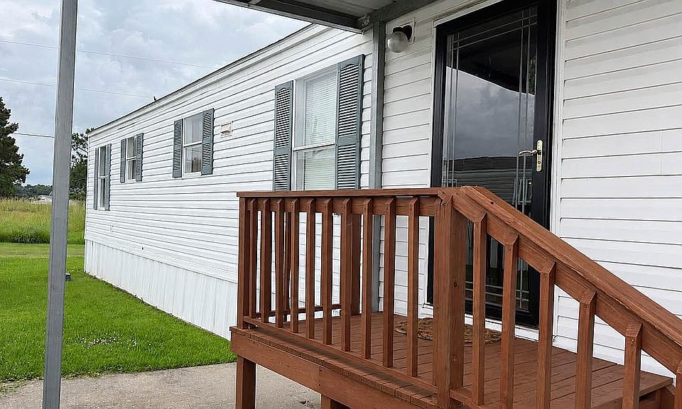 1st image of 120 Kristie Dr