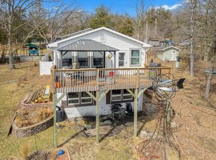 W5823 Lintner Rd, Pardeeville, WI 53954
