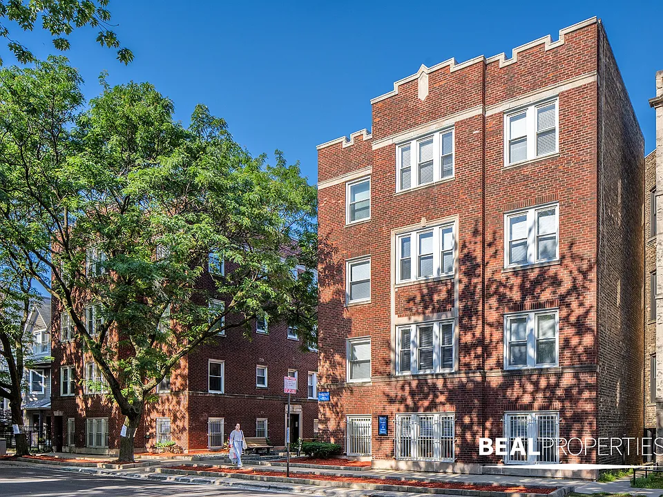 3244-54 N Clifton Ave