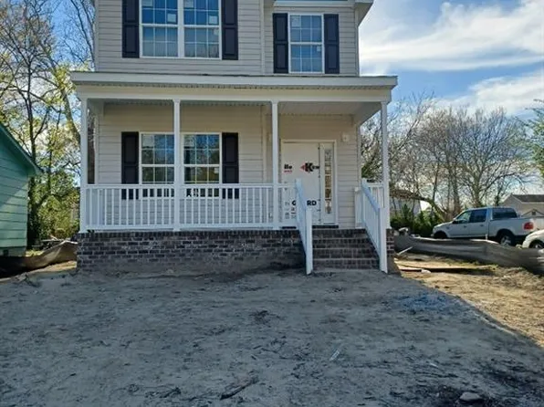2015 Deep Creek Blvd, Portsmouth, VA 23704