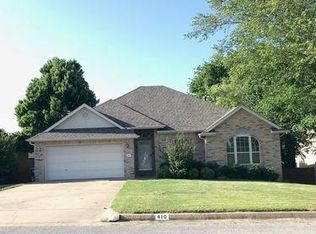 401 Willington Ln, Bentonville, AR 72712