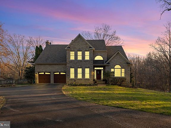 5th image of 7726 Ox Rd