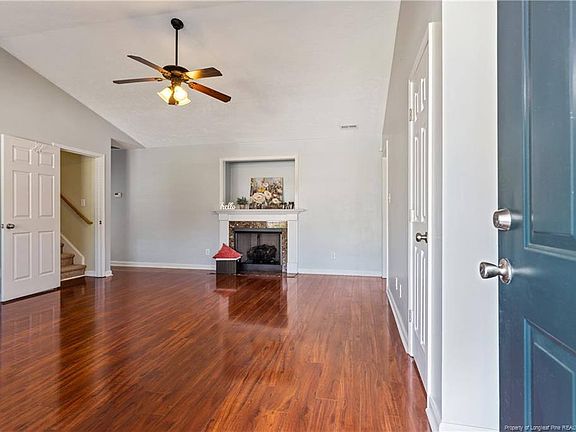 5th image of 131 McKinley Ct