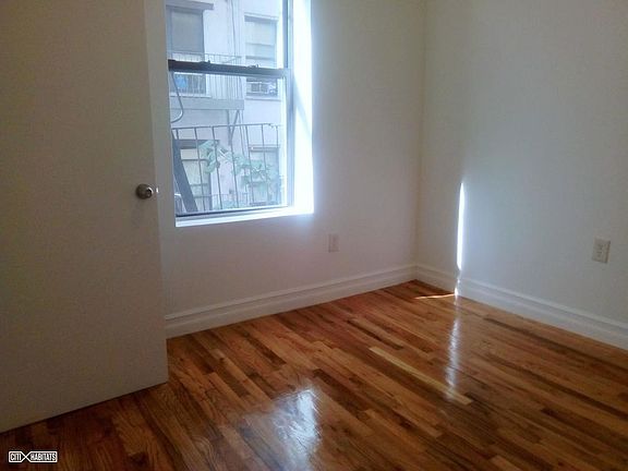 3rd image of 180 E 101st St APT 4