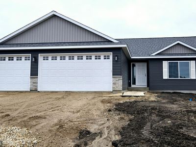 310 S Gloria Dr, Green Isle, MN, 55338