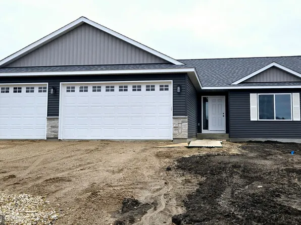 310 S Gloria Dr, Green Isle, MN 55338