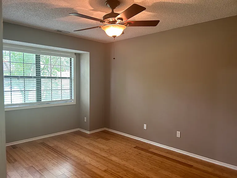 3903 Willshire Dr — Photo 14