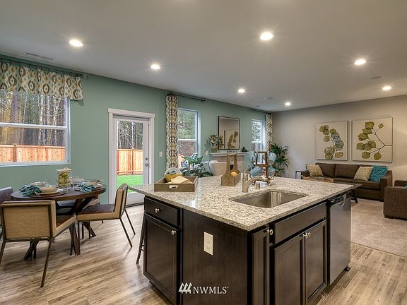 4th image of 10513 185th Street E #348