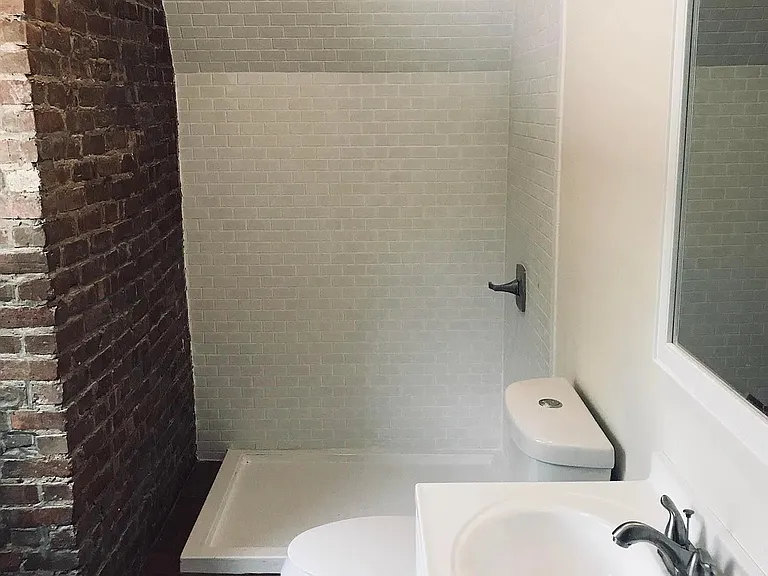 280 Broad St #3 — Photo 6