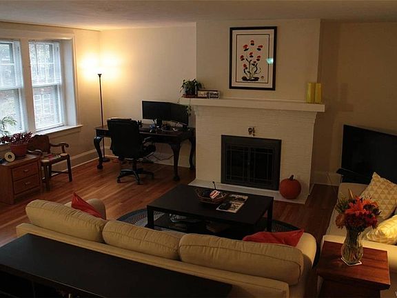 3rd image of 703 W Ferry St APT C9