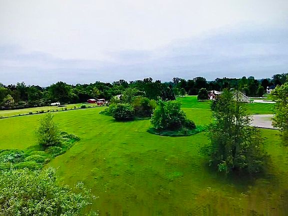 2nd image of 9201 Wild Wind Ct