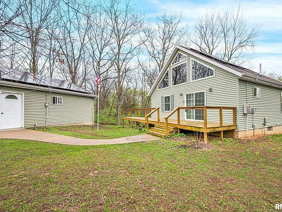 2nd image of 488 Greenbriar Ct