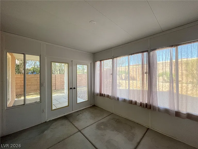 817 Purdy Lodge St — Photo 9