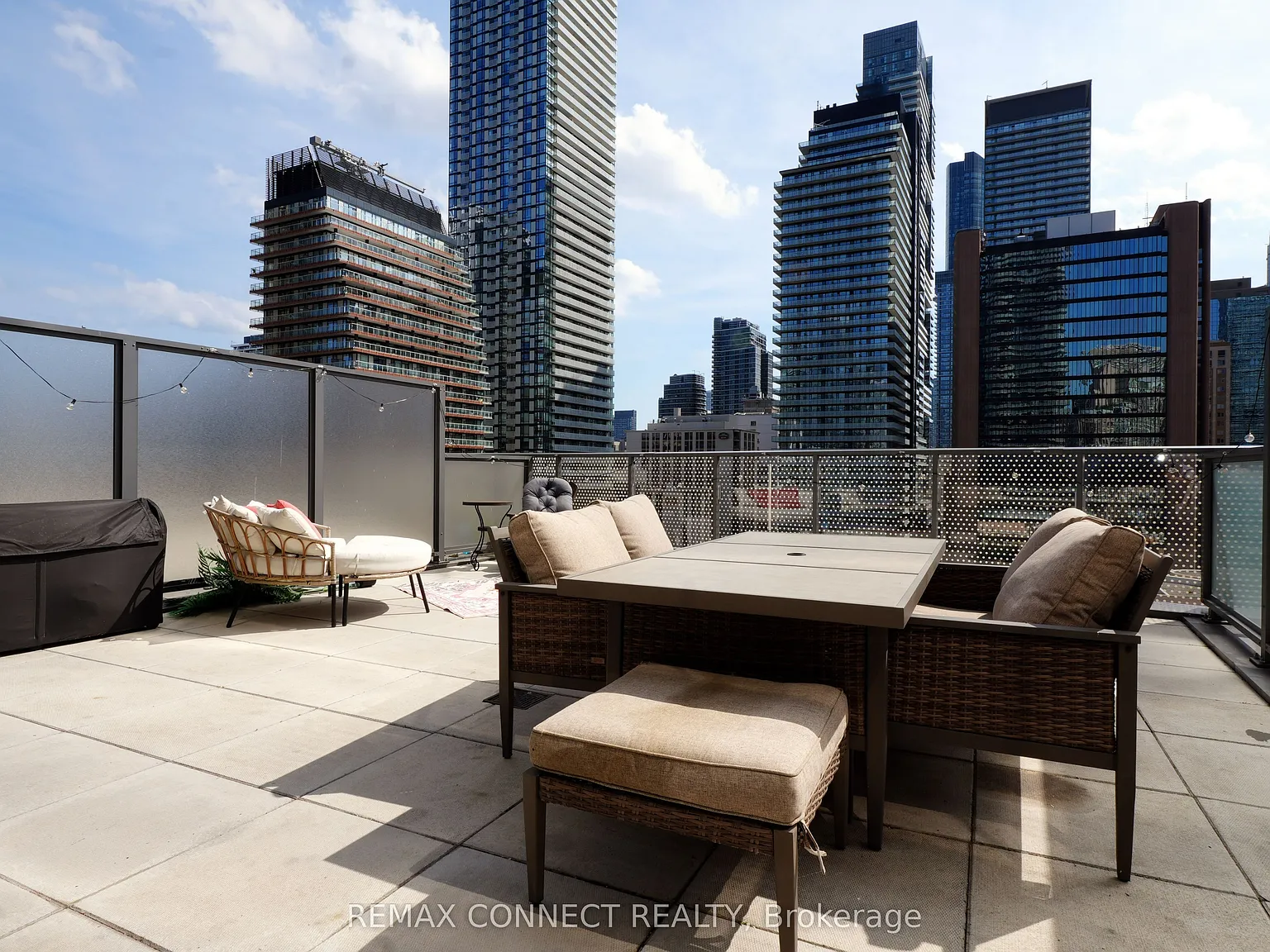 2 bed, $2,500 — Photo 3