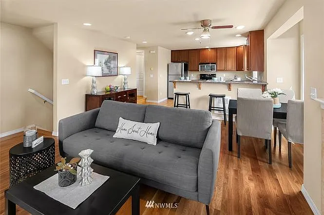 3 bed, 1.5 bath, 1140 sqft, $3,500 — Photo 4