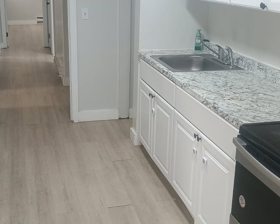 1st image of 20 Hy Sil Ave #9