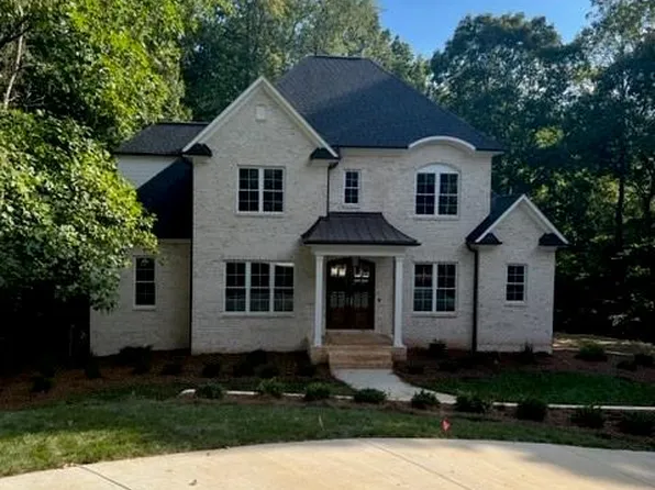 1469 Ridgemere Ln, Winston Salem, NC 27106