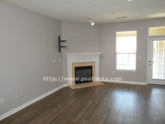 3rd image of 3500 Sweetwater Dr #618