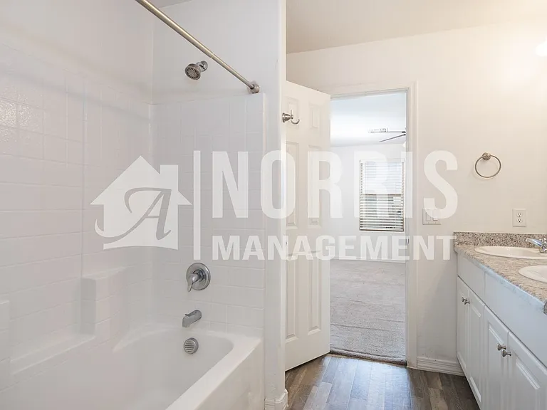 1824 S Wooten St — Photo 31